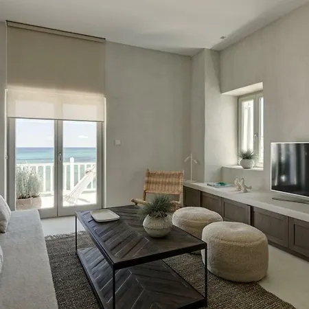 Giacomo By Rocks Estates