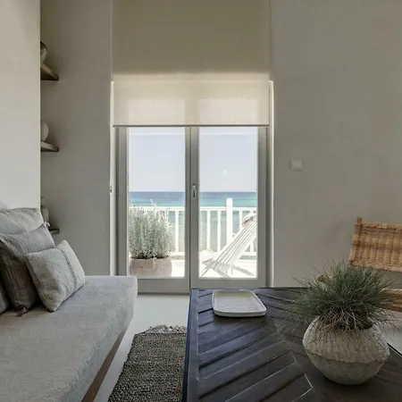 Giacomo By Rocks Estates * Naousa (Paros)