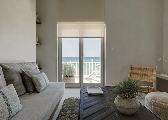 Giacomo By Rocks Estates * Naousa (Paros)